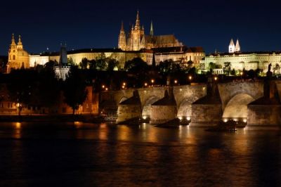 Suche eine Reisebegleitung für einen Prager Städtetrip 